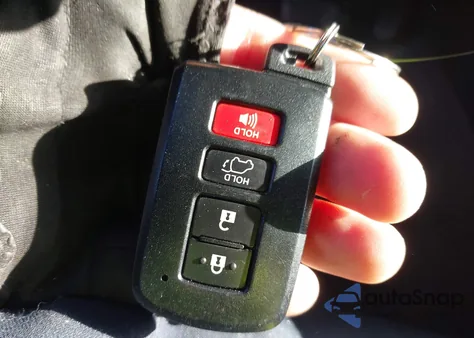 2015 Toyota Rav4 Limited z USA, uszkodzony, nr VIN 2T3DFREV4FW393806